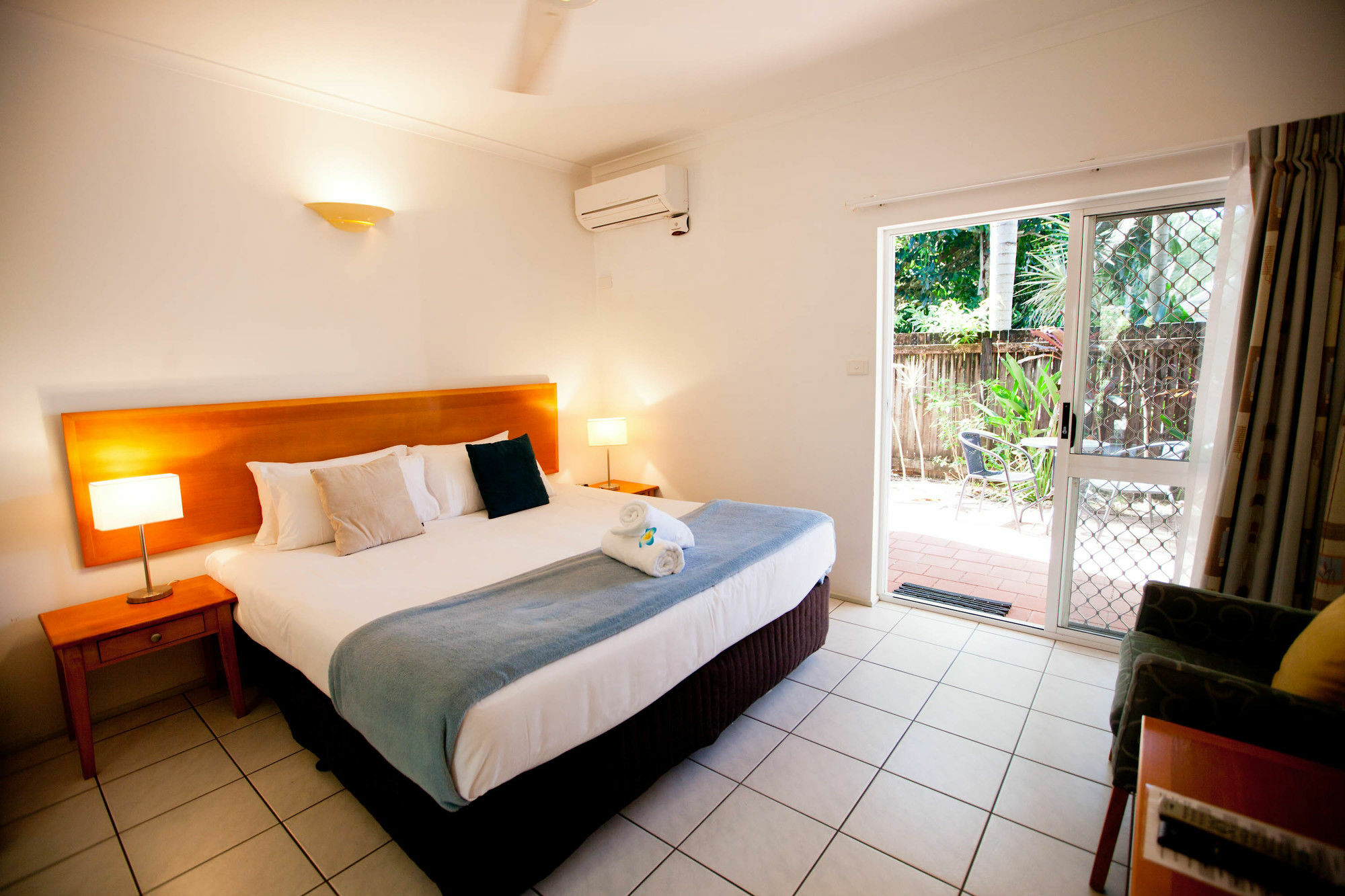 Trinity Beach Pacific Екстер'єр фото